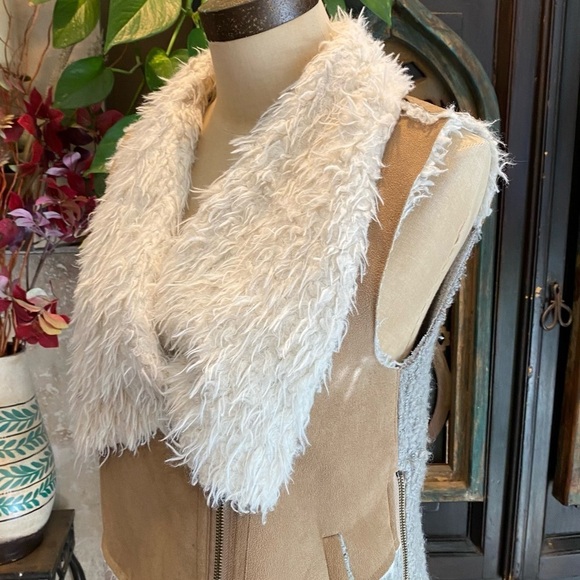 Anthropologie Sunday Monday Sherpa Moto Jacket Vest - Picture 10 of 15